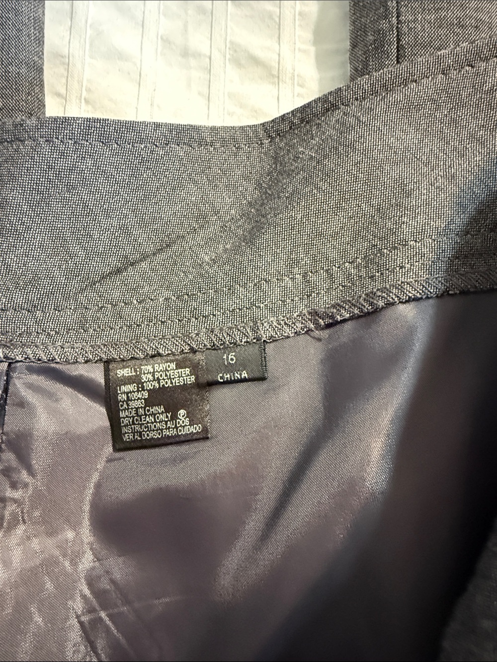 Tahari ASL Women's Charcoal Gray Structured suit - Picture 10 of 12
